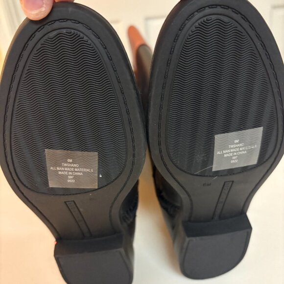 Tommy Hilfiger Casual Riding Boots / Size 6 - Picture 2 of 4